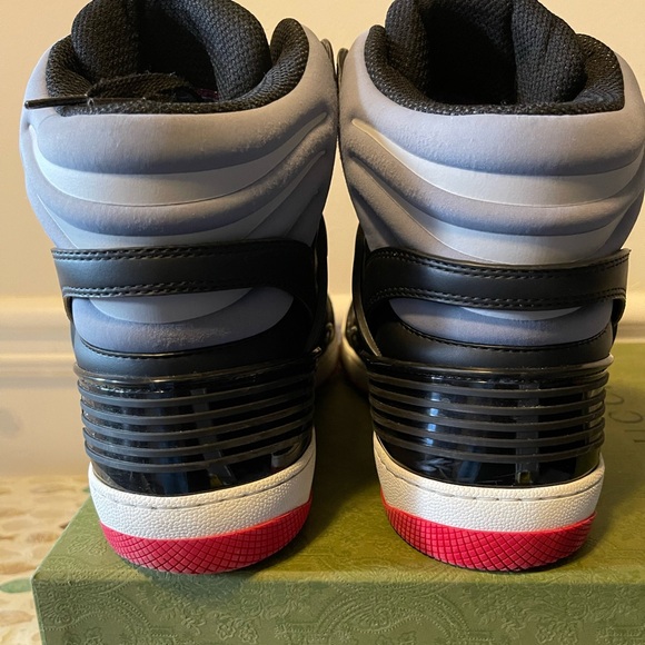 GUCCI Black Demetra - Picture 9 of 10